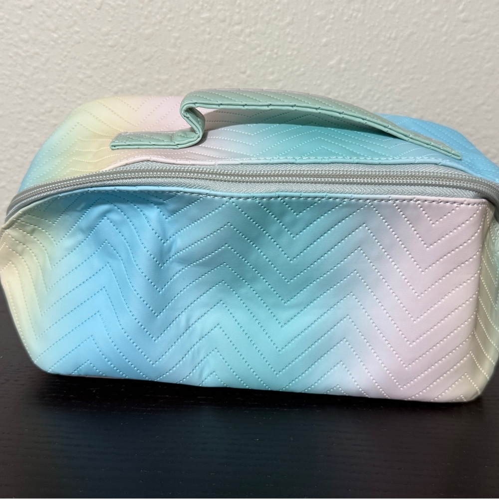 Pastel Rainbow Colors Pouch w/Zipper Makeup Bag Cosmetic Travel Storage - Picture 4 of 4